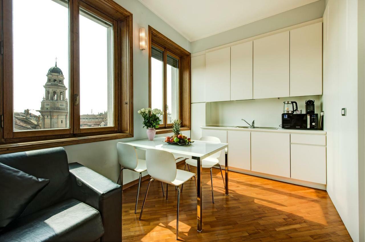Bnbutler - Duomo Apartment - Galleria Unione Мілан Екстер'єр фото